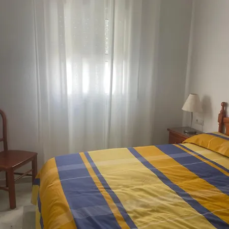 Casa En El Centro De Conil Familias بيت للعطل كونيل ذي لا فرونتيرا