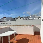 Casa En El Centro De Conil Familias * Кониль-де-ла-Фронтера